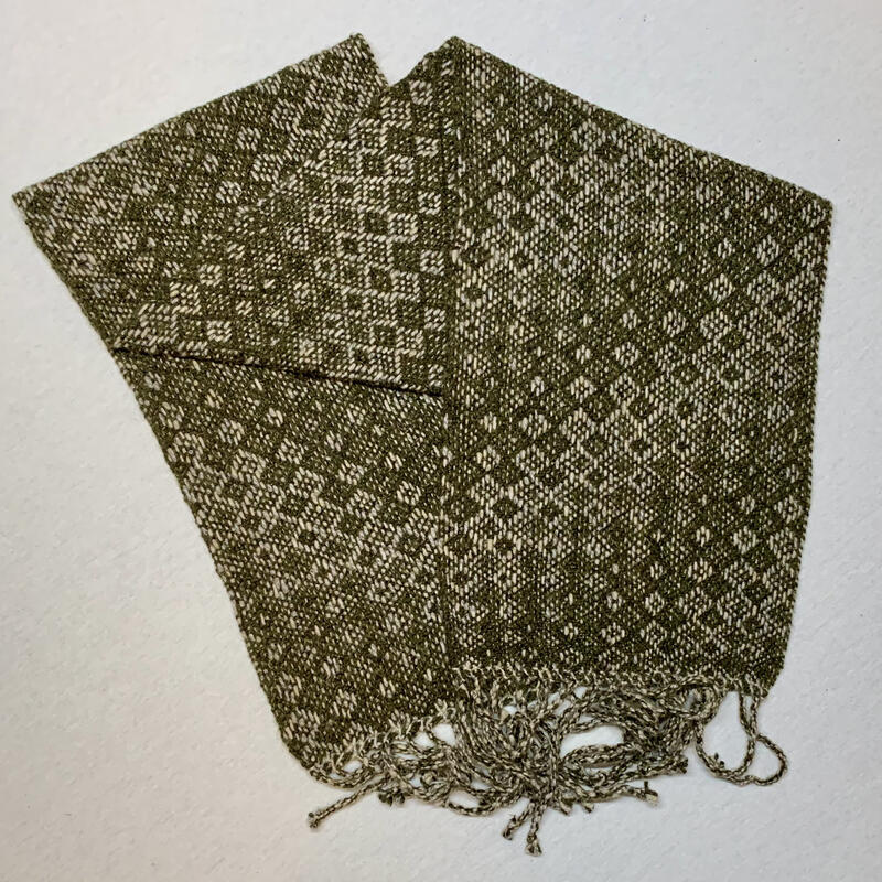 The shawl at a glance