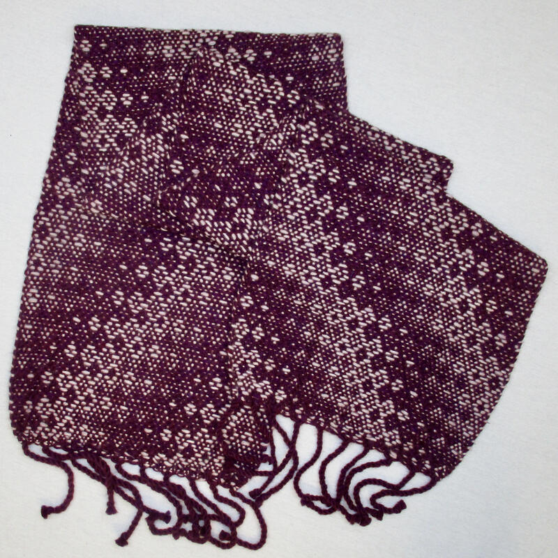Large Goldilocks shawl at a glance