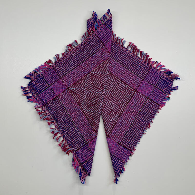 Handkerchiefs with diamond pattern