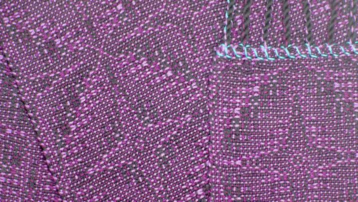 Close-up of the turquoise finishing in Ultraviolet