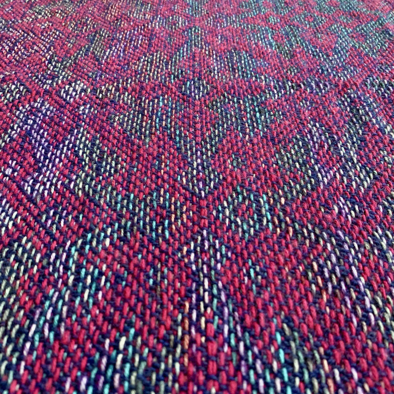 Close-up of turned taquete pattern at an angle
